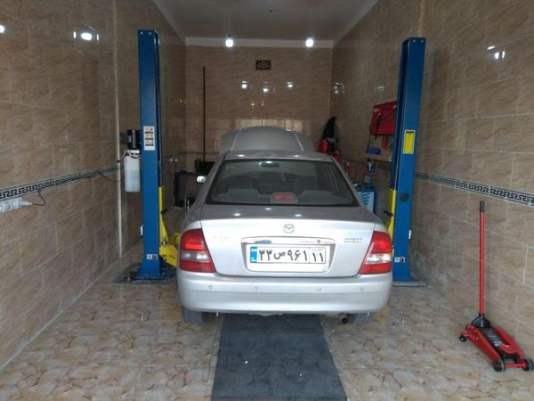 تعمیرگاه مزدا کاران ۲