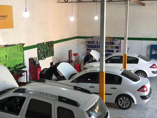 تعمیرگاه رنوکار ۳