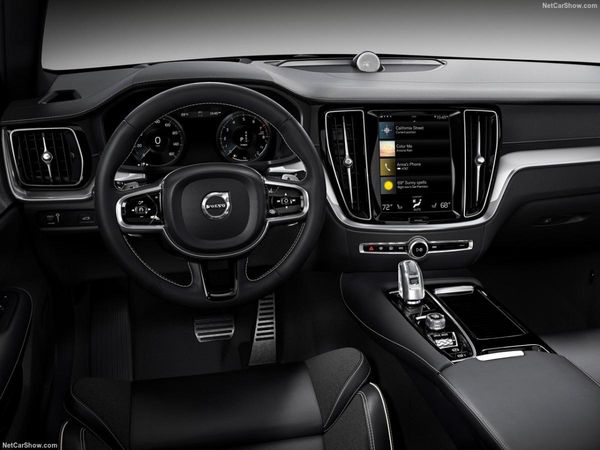 محدود شدن سرعت خودرو های ولوو - Volvo ۳