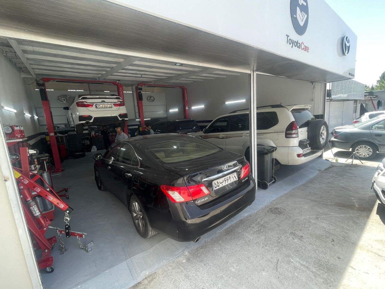 تعمیرگاه Toyota Care