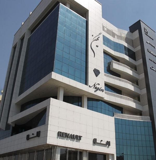 نمایندگی فروش مرکزی رنو در اقدسیه ۱