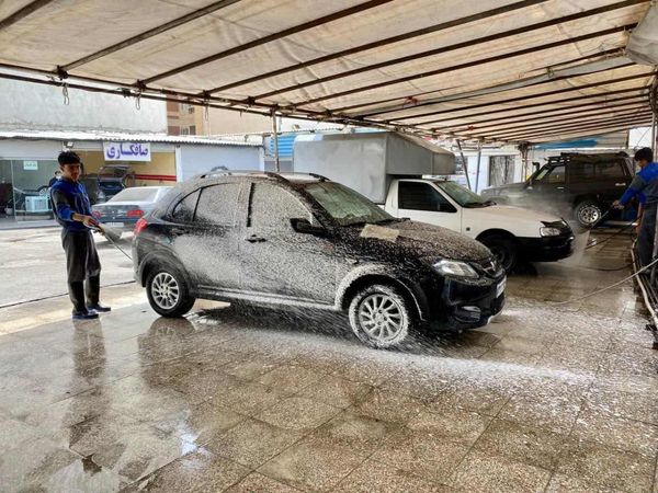 کارواش و تعمیرگاه اتوبان در غرب تهران ۱