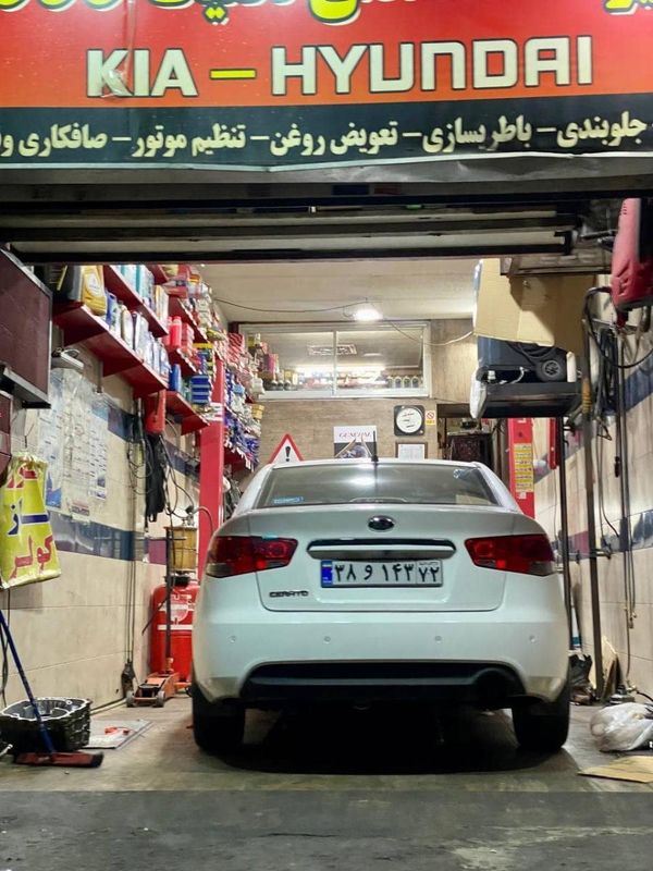 تعمیرگاه تکنیک 2000 در سعادت آباد ۲