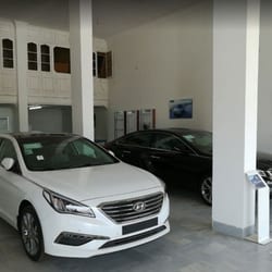 نمایندگی و تعمیرگاه هیوندای آسان موتور در یزد - کد 305
