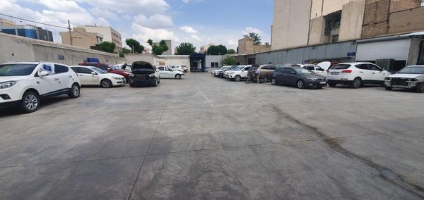 نمایندگی و تعمیرگاه کرمان موتور مشایخ در میدان قزوین - کد 1727 ۱