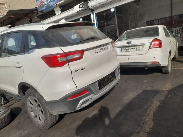 تعمیرگاه تکنو خودرو ۳