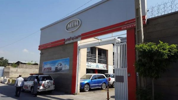 نمایندگی و تعمیرگاه مدیران خودرو دهقان پور در خیابان دماوند (اتحاد) - کد 350 ۱