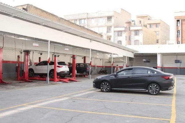 نمایندگی و تعمیرگاه مدیران خودرو دهقان پور در خیابان دماوند (آیت) - کد 350 ۲