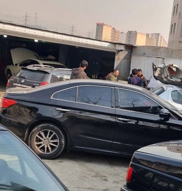 تعمیرگاه اتوریو کریمی در بهاران ۲