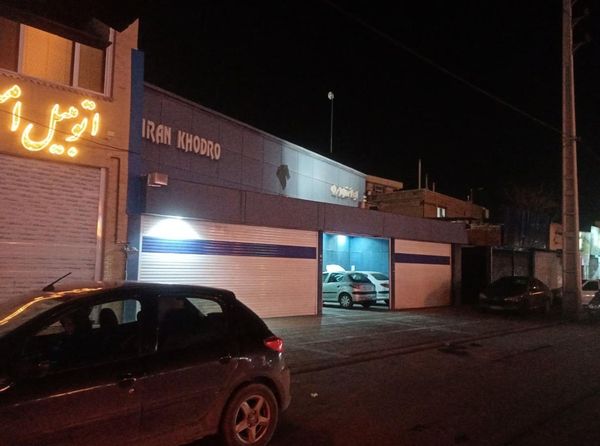 نمایندگی و تعمیرگاه ایران خودرو راهبانی در بلوار سیبویه شیراز - کد 2247 ۳