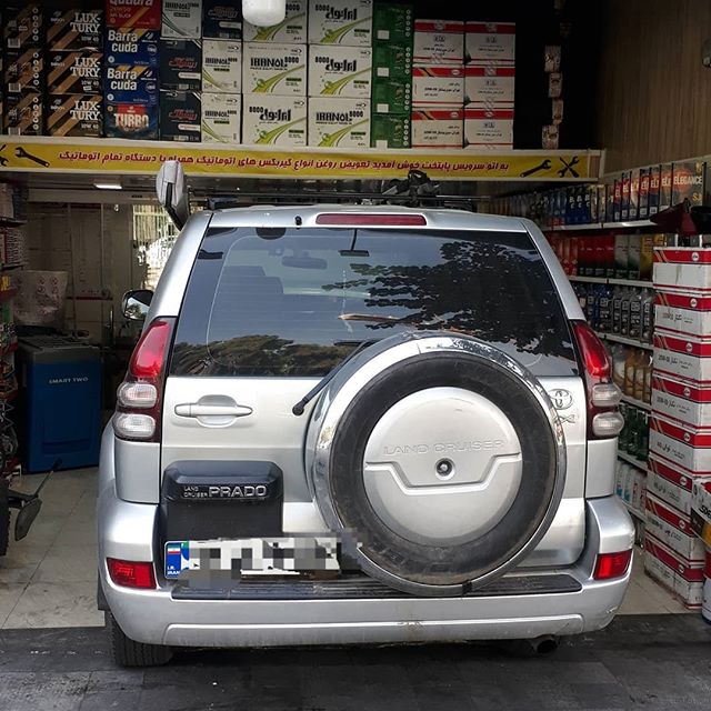 اتوسرویس پایتخت - خودرو پرادو.jpg