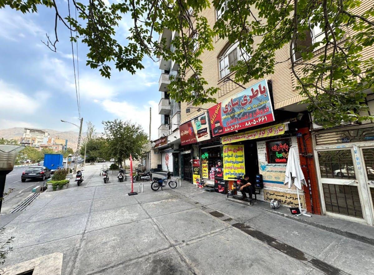 باطری سازی سورنتو در سئول - نما بیرون.jpg