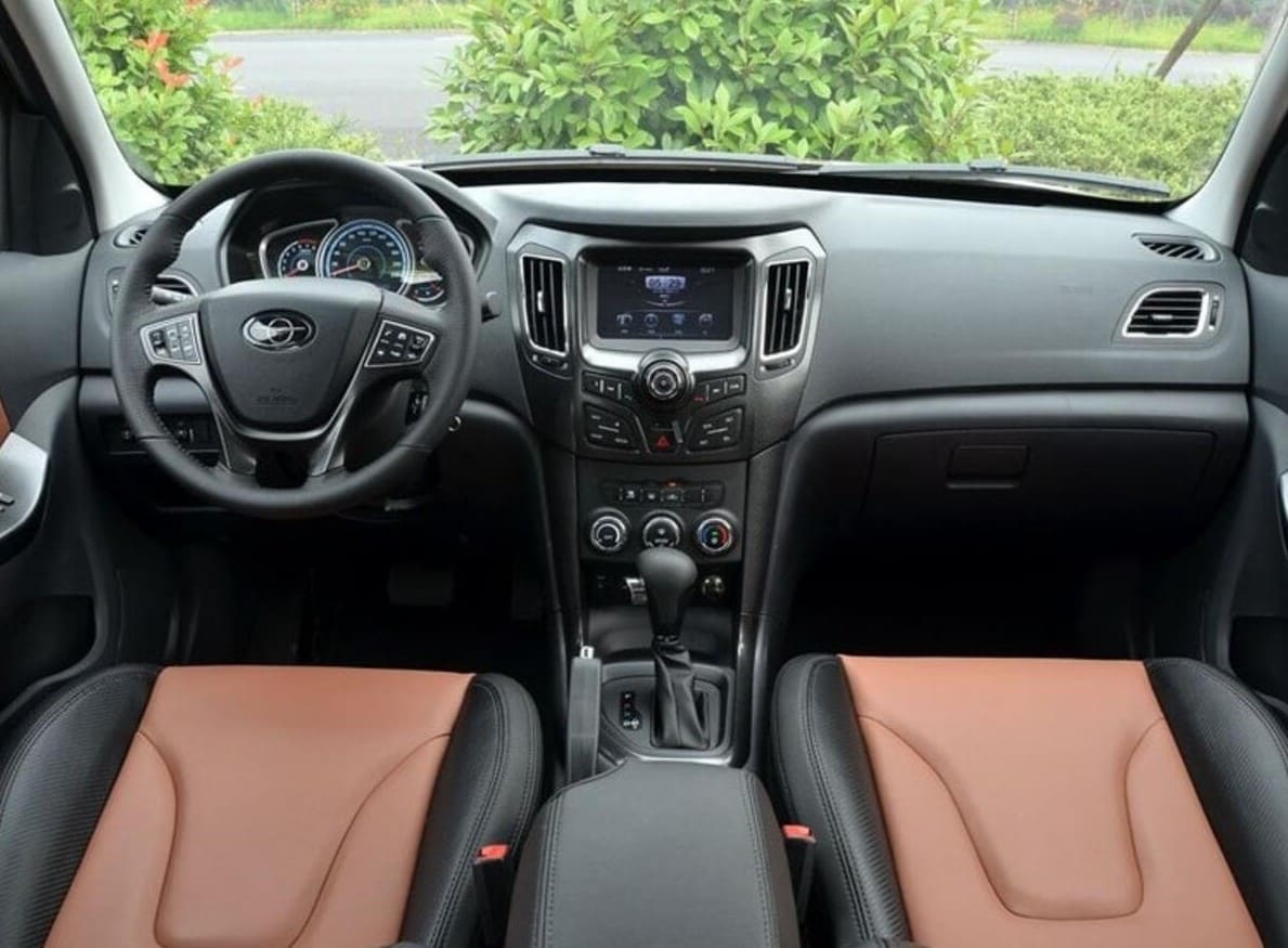 بررسی و آشنایی با تفاوت های انواع مدل های هایما S7  - 3.jpg