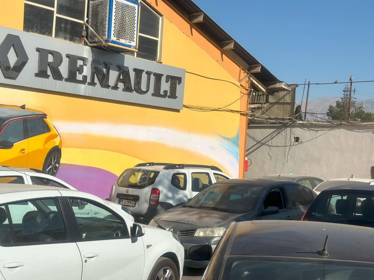 تعمیرات تخصصی رنو ال 90 - نمای بیرون تعمیرگاه.jpg