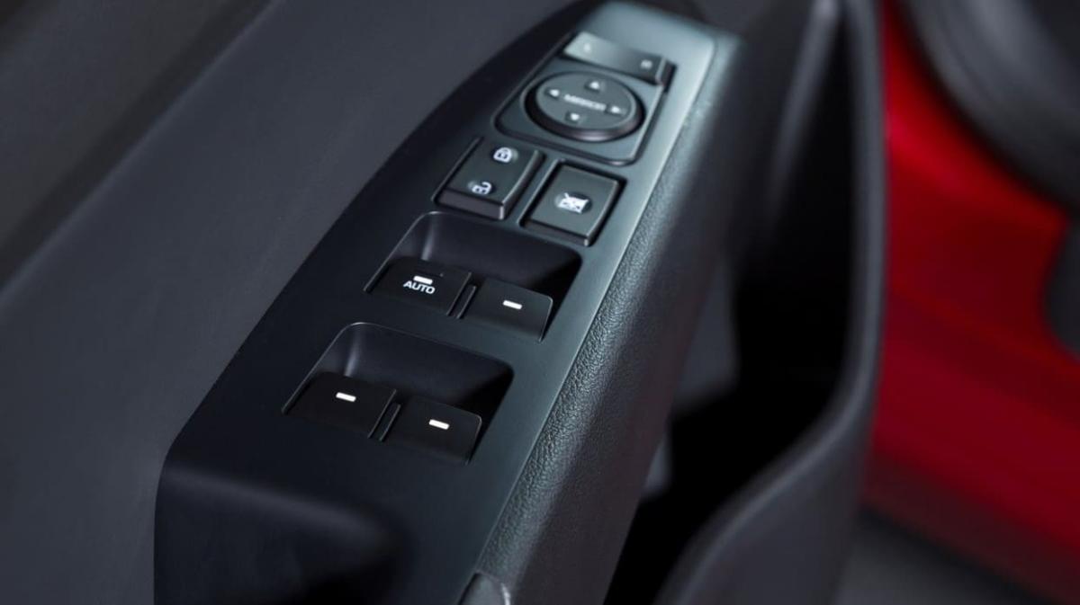 تعمیرات تخصصی هیوندای النترا - در زعفرانیه - 2.jpg