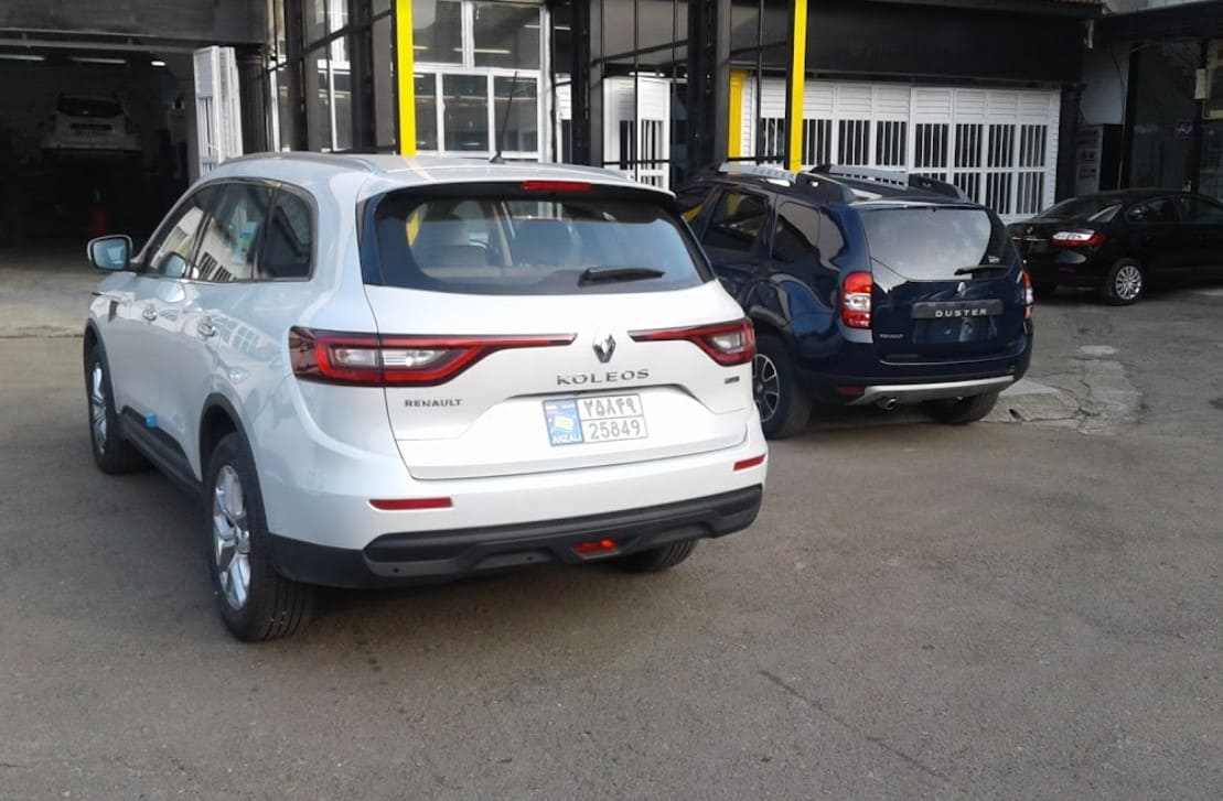 تعمیرات کولئوس در نمایندگی رنو رشت.jpg