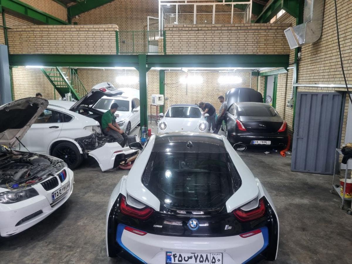 تعمیرات i8 در تعمیرگاه سورنا - 2.jpg