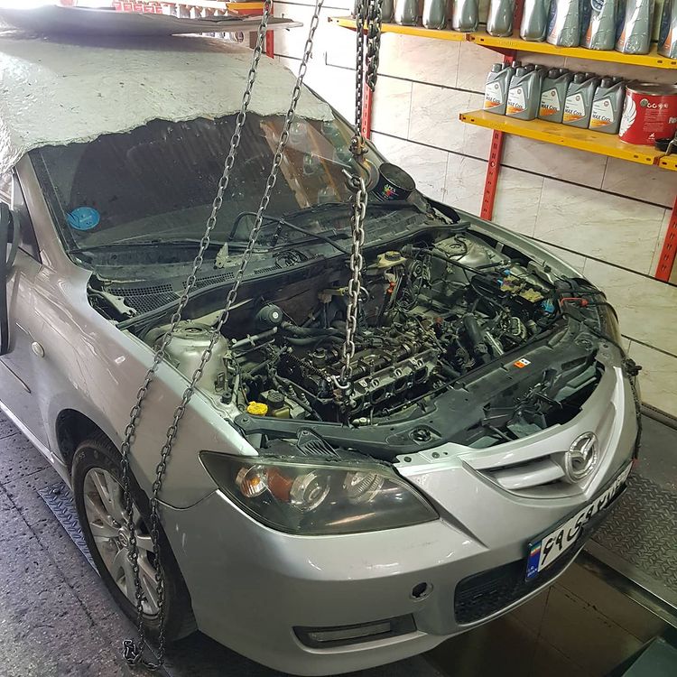 تعمیرگاه تاپ سرویس - مزدا - 2.jpg