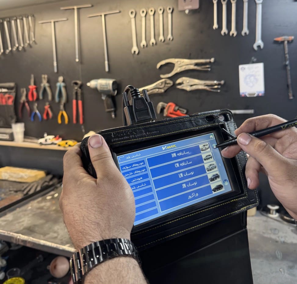 تعمیرگاه تخصصی دایناکو در خیابان دماوند - دیاگ.jpg