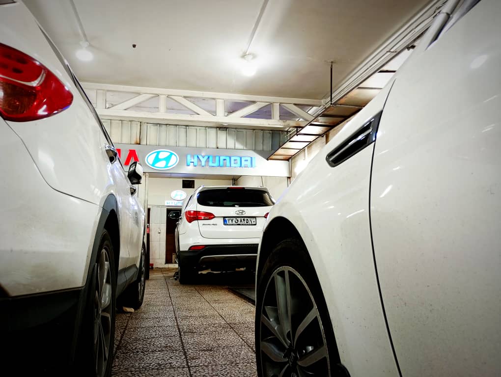 تعمیرگاه جمشیدی - نمای داخل تعمیرگاه - 2.jpeg