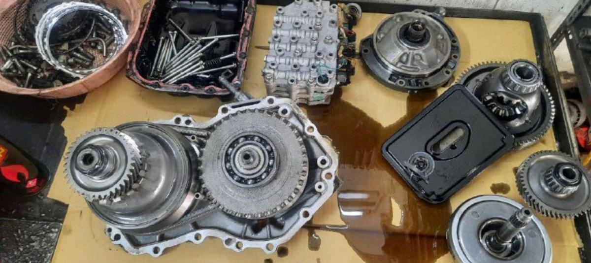 تعمیرگاه در هنگام - خدمات تعمیرگیربکس.jpg