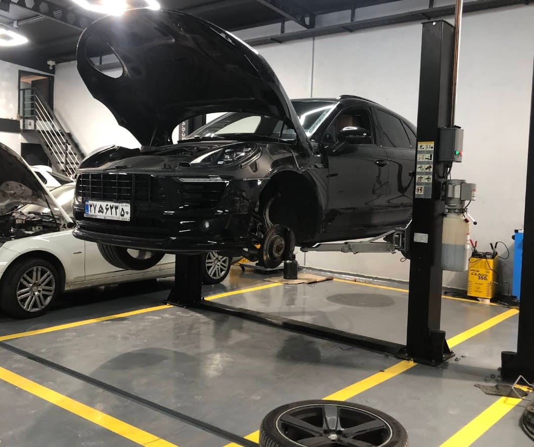 تعمیرگاه شاملو در شرق تهران - تعمیرات ماکانLX570.jpg