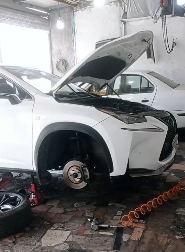 تعمیرگاه شاکری در گلشهر - تعمیرات NX.jpg