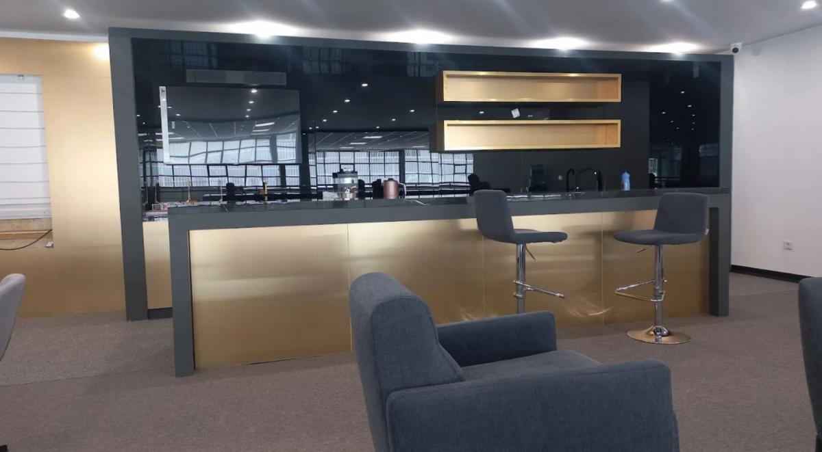 تعمیرگاه مدیران خودرو خسروانی در شرق تهران - کد 193 - دفتر پذیرش - 2.jpg