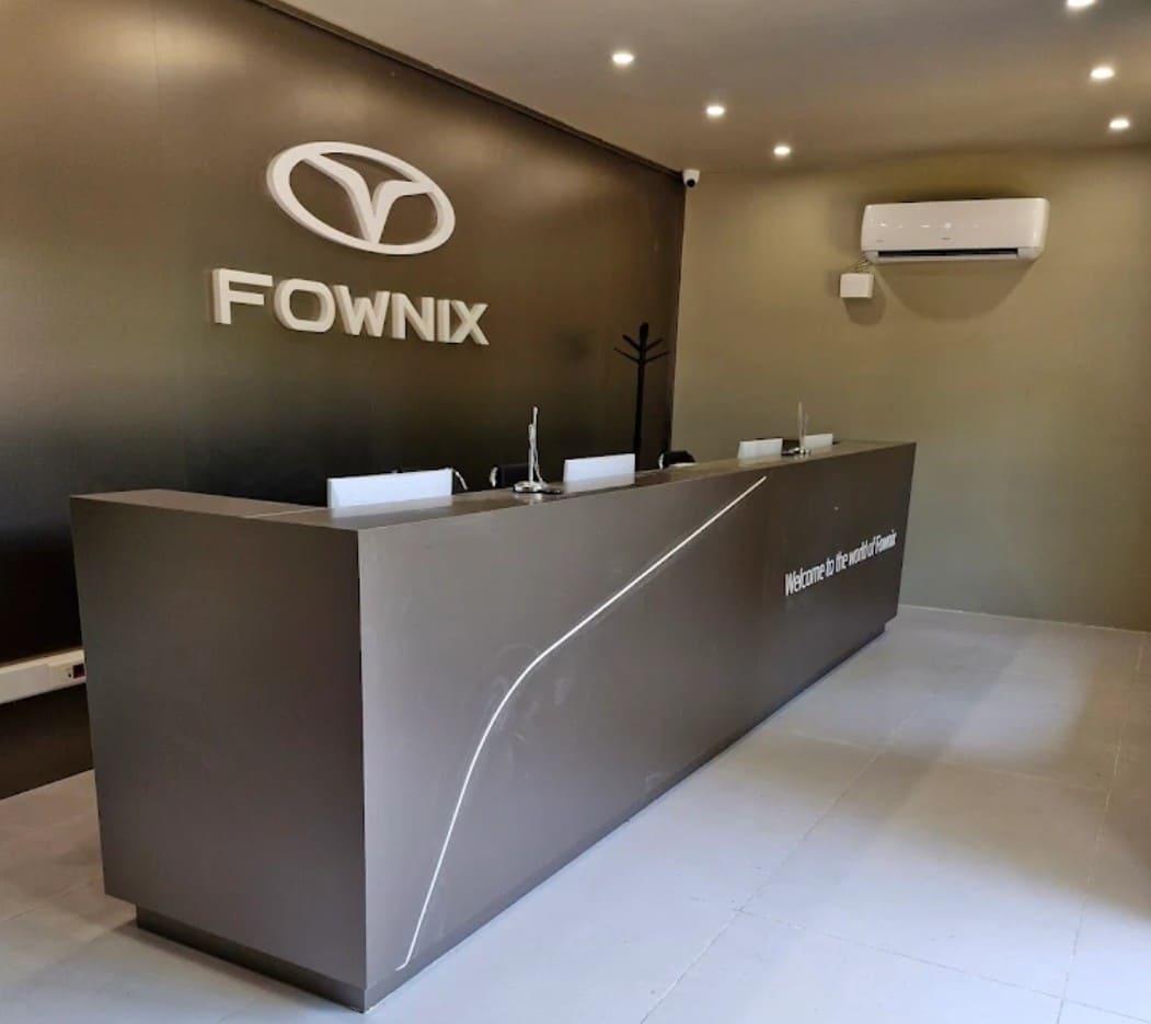 تعمیرگاه مدیران خودرو خسروانی در شرق تهران - کد 193 - دفتر پذیرش.jpg