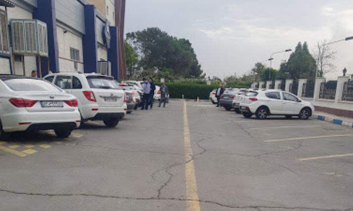 تعمیرگاه مرکزی جک و لیفان - محیط بیرون_0.JPG