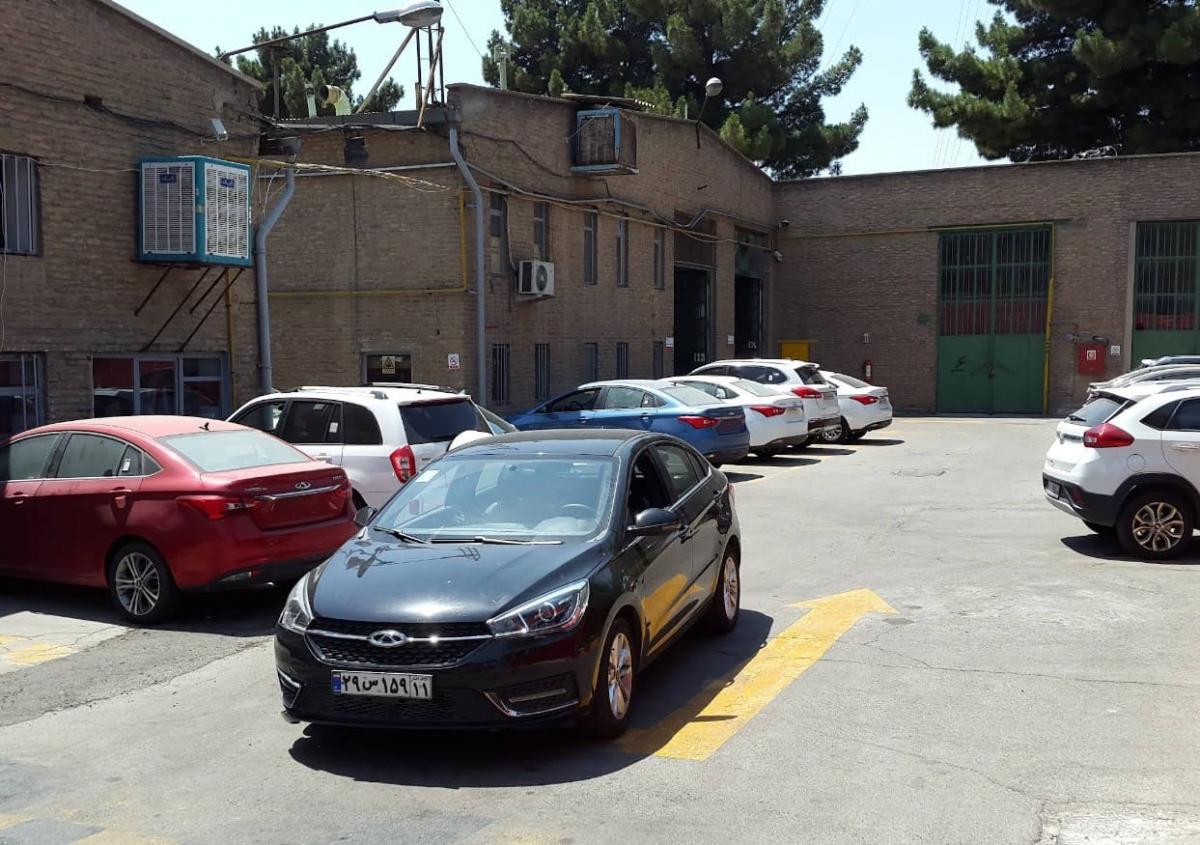 تعمیرگاه مرکزی مدیران خودرو - درب پذیرش - 2.jpg