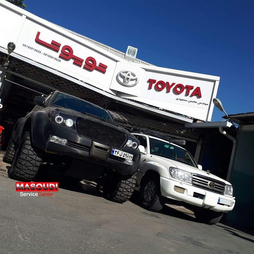 تعمیرگاه مسعودی - تعمیرات لندکروزر.jpg