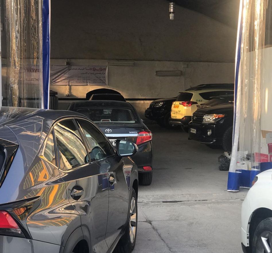 تعمیرگاه و اتوکلینیک طباطبایی _ محوطه گاراژ.JPG