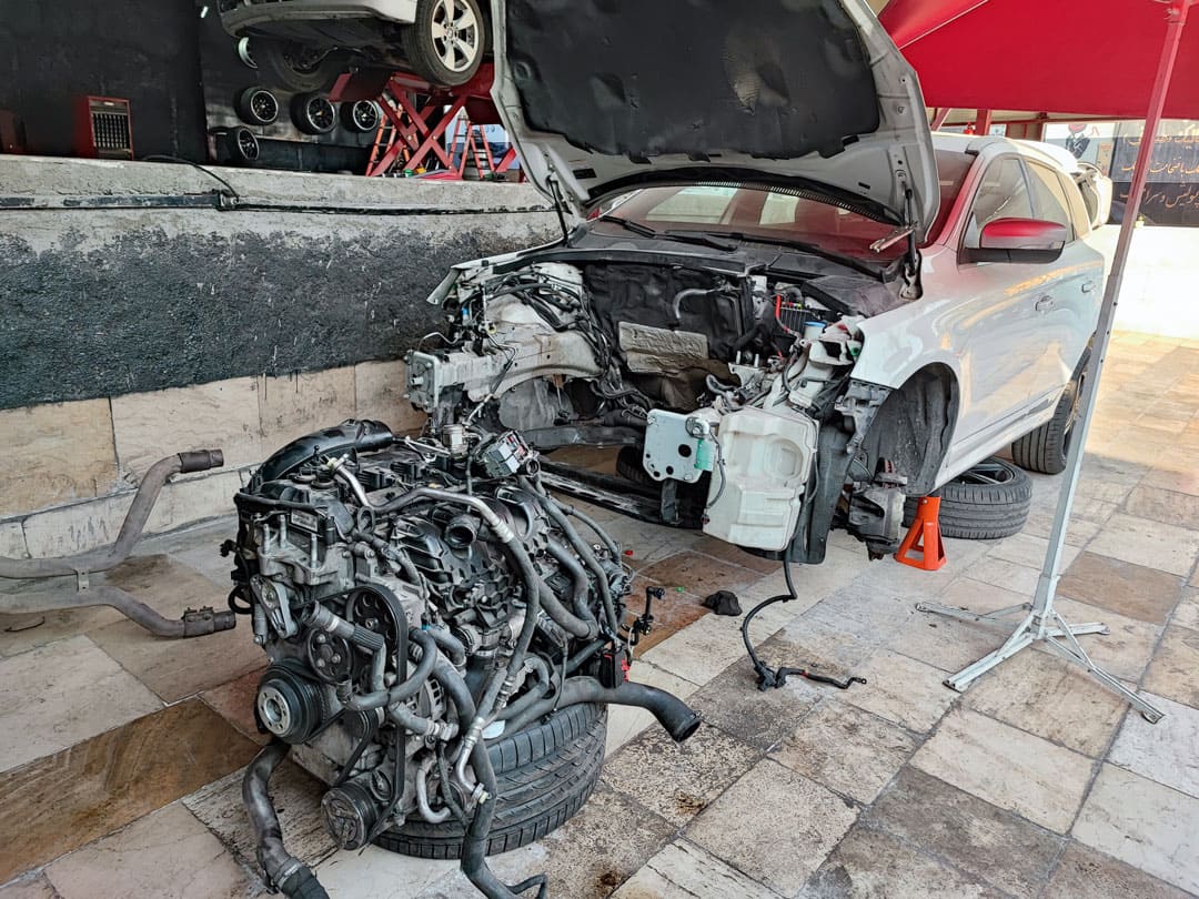 تعمیرگاه ولوو هیولا سوئد - 5.jpg