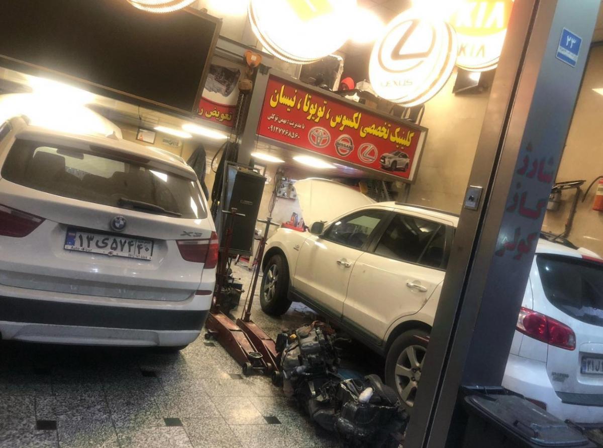 تعمیرگاه ژاپن اتوماتیک - نمای داخلی.jpg
