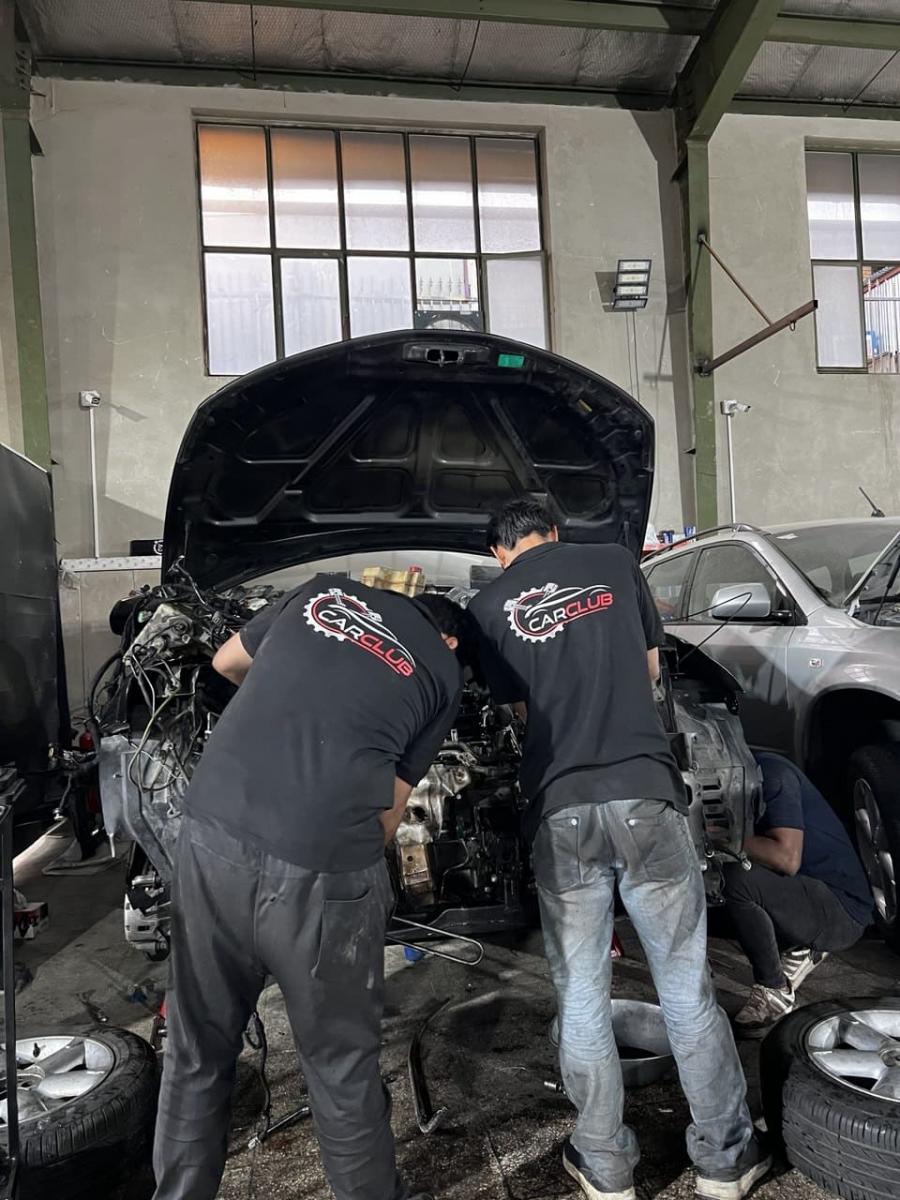 تعمیرگاه کارکلاب - تعمیرات موتور و گیربکس.jpg