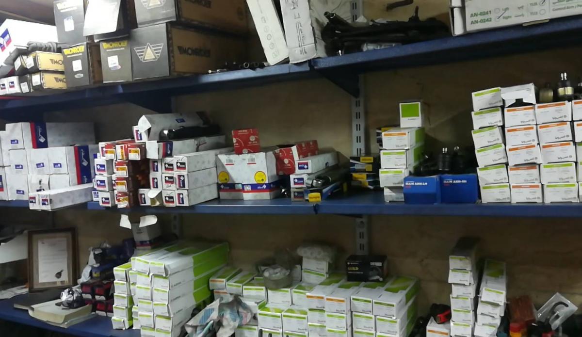 تعمیرگاه کیوان در آذربایجان - نمای داخل.jpg