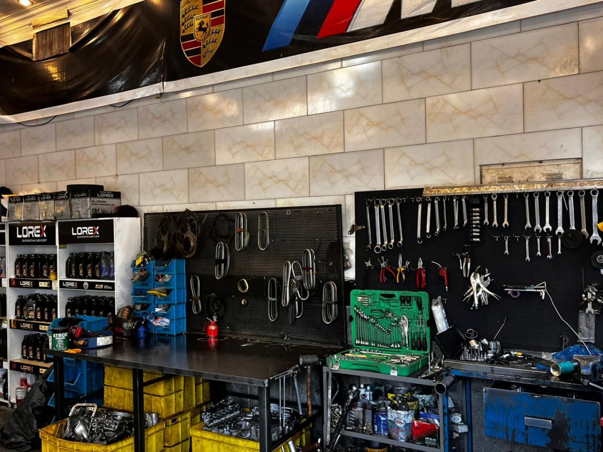 تعمیرگاه گیربکس نوروزی در ستارخان.jpg