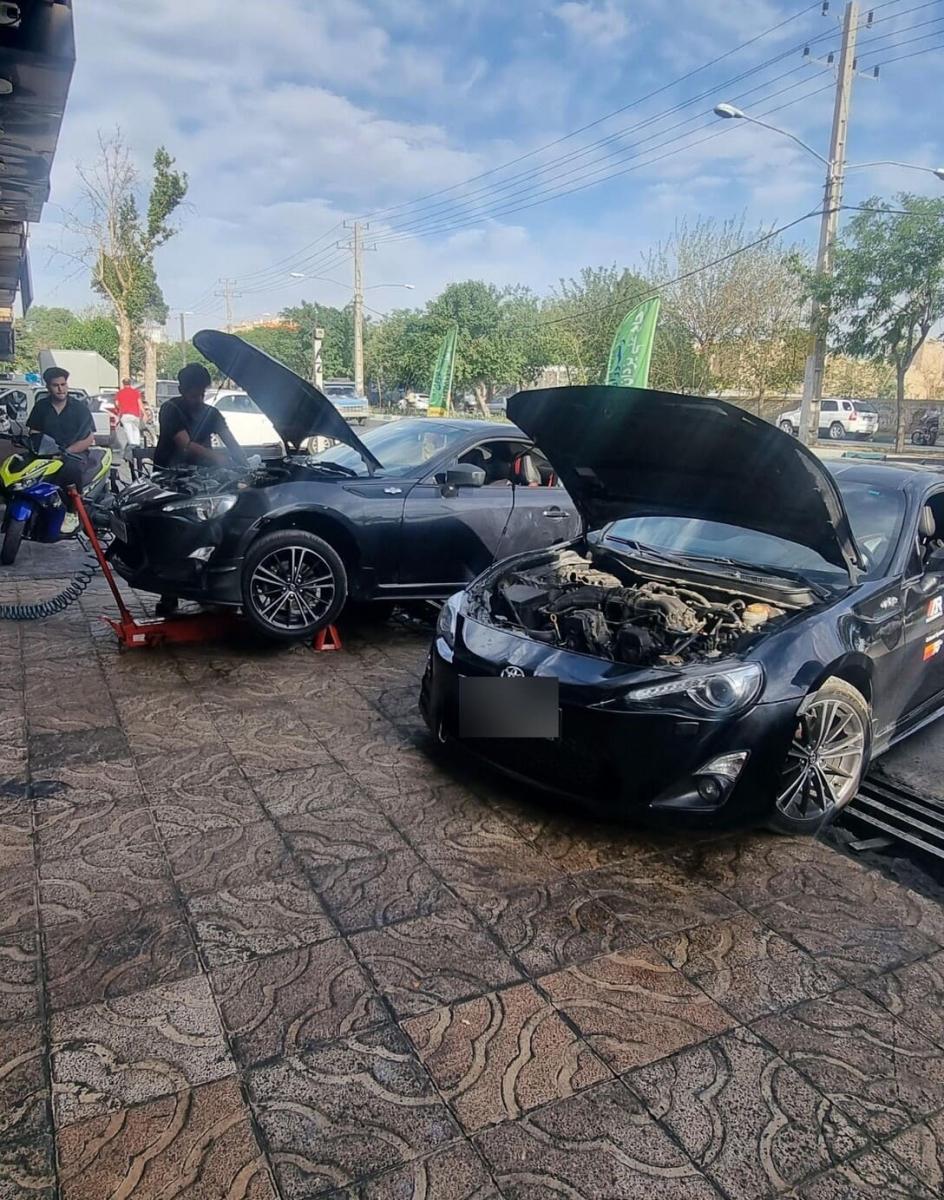 تعمیرگاه 20 در شمس آباد - تعمیرات GT86 - 2.jpg