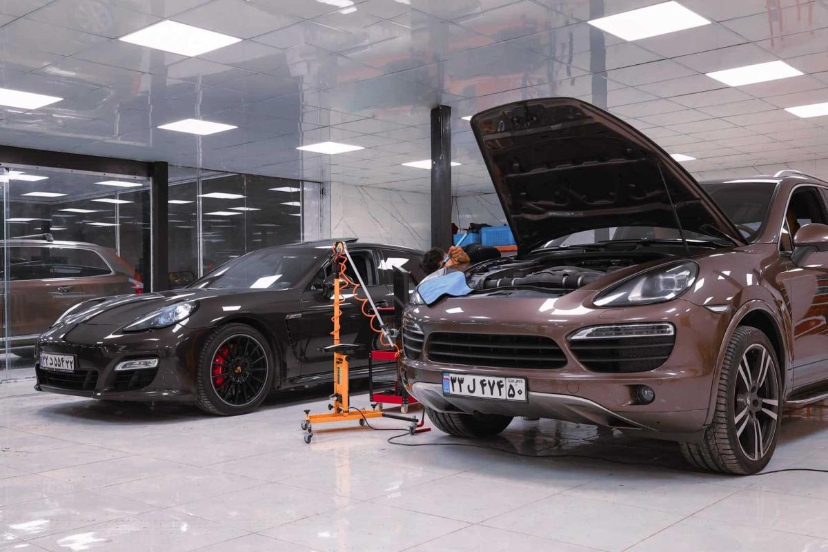 خدمات دیتیلینگ انواع مدل های پورشه.jpg