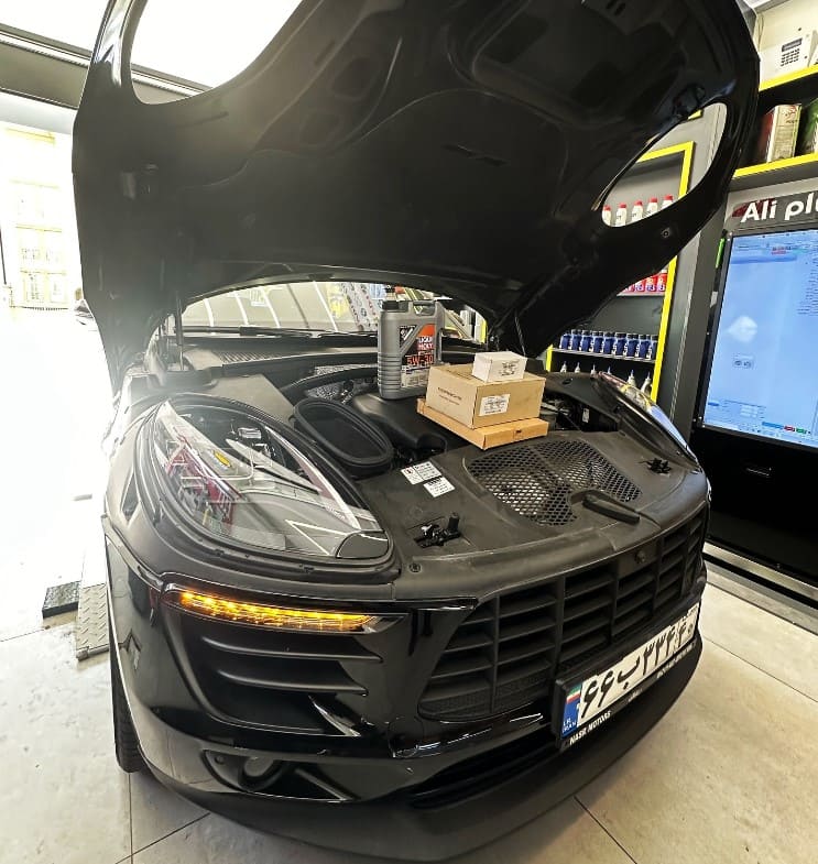 سرویس دوره ایی پورشه ماکان.jpg