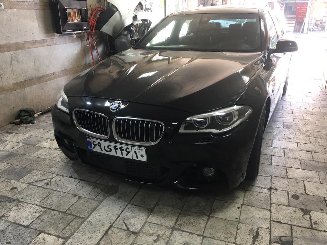 صافکاری و نقاشی بی ام و 528.jpg