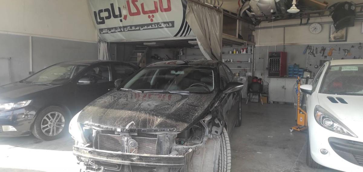 صافکاری و نقاشی تاپ کاربادی در شرق تهران - صافکاری.jpg