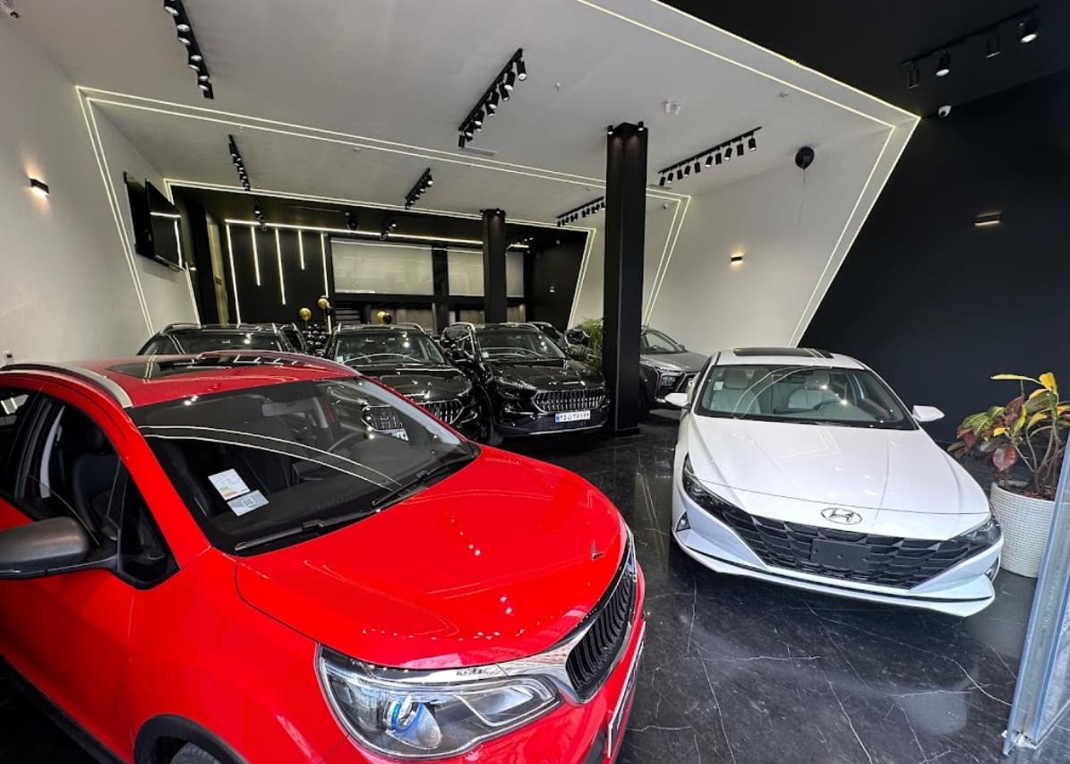 فروش محصولات هیوندای و جک در نمایندگی 1111.jpg