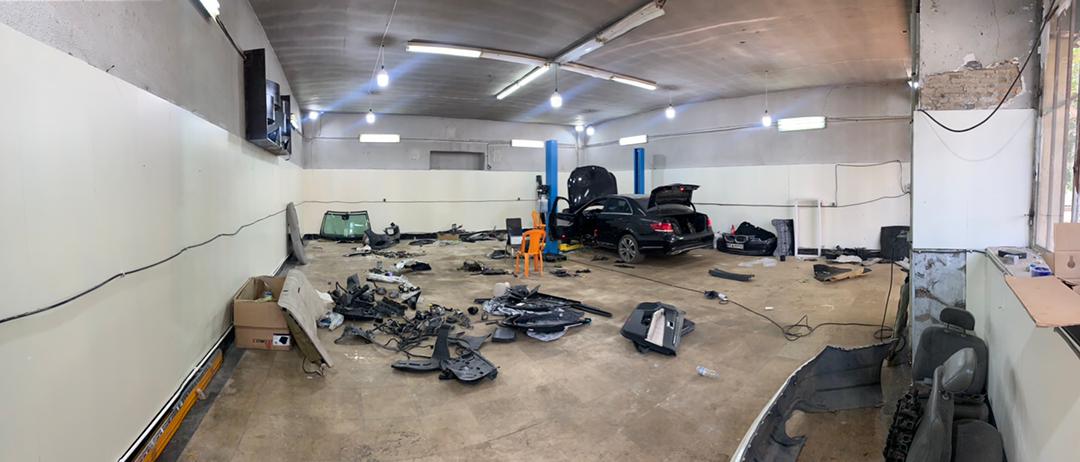 محوطه تعمیرگاه غفاری.jpeg