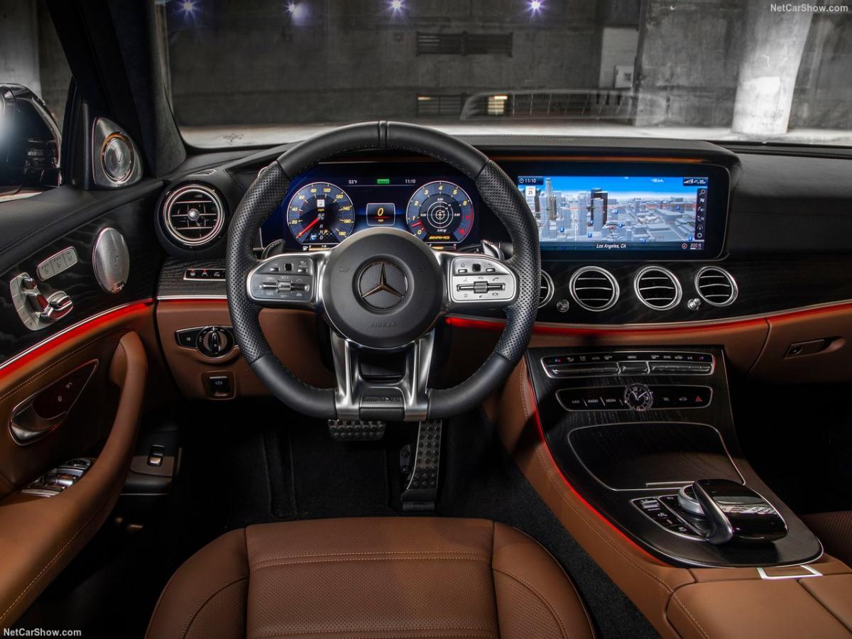 مرسدس بنز E53 AMG - کابین_0.jpg