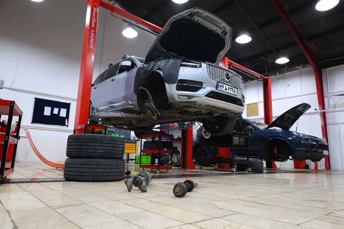 مرکز هیولا سوئد - تعمیرات XC90 - 6_0.jpg