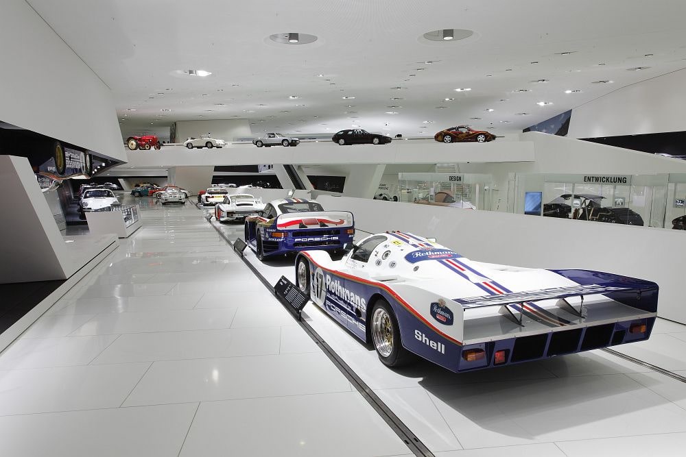 موزه پورشه در اشتوتگارت - ۳.jpg