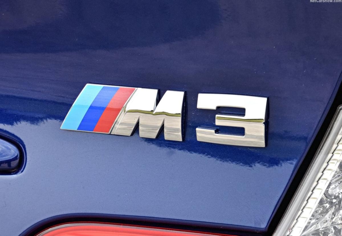 نسل چهارم (E46) - سال 1997 - 3.jpg