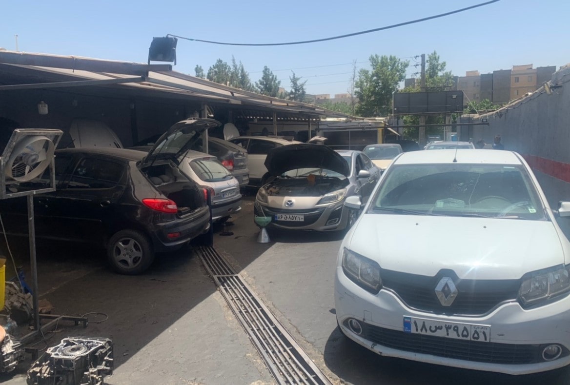 نمای داخلی تعمیرگاه گیربکس صدیقی - 3.jpg